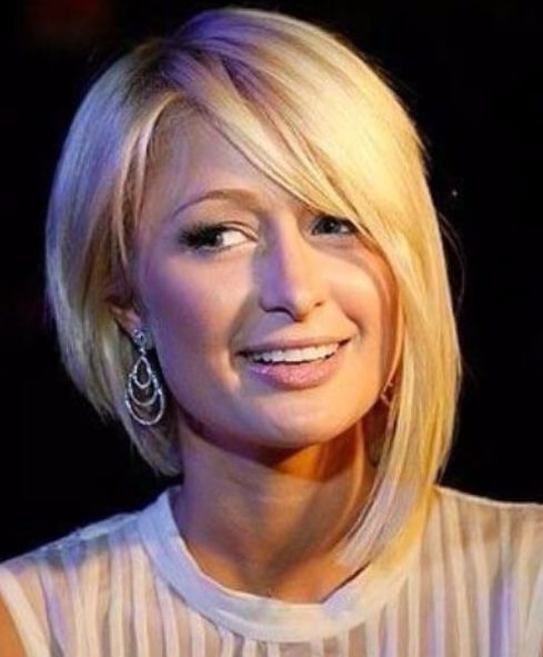paris hilton bob asimétrico