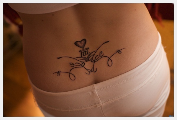 40 Back Tattoo Ideas for Girls 5