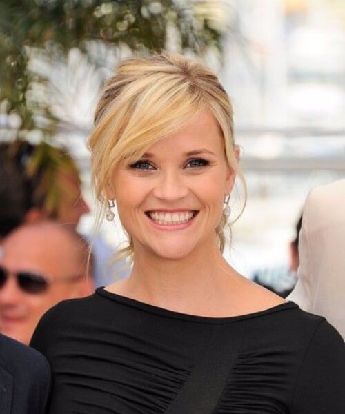 Reese Witherspoon lado barrió flequillo 