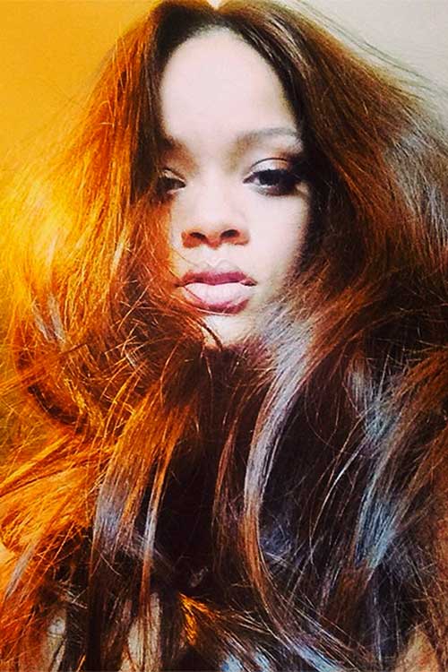 Rihanna Stylish Hairstyles Fotos de cabello largo 