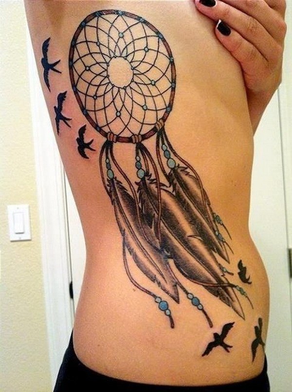 Bird, diseño de tatuaje de atrapasueños de plumas. 