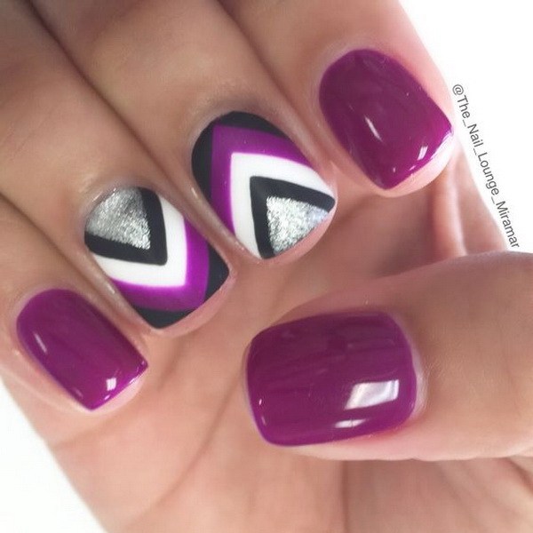 Purple Chevron Nail Art Design. 
