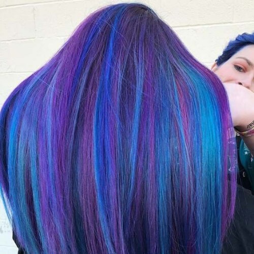 peinados azules y púrpuras para el pelo lacio 