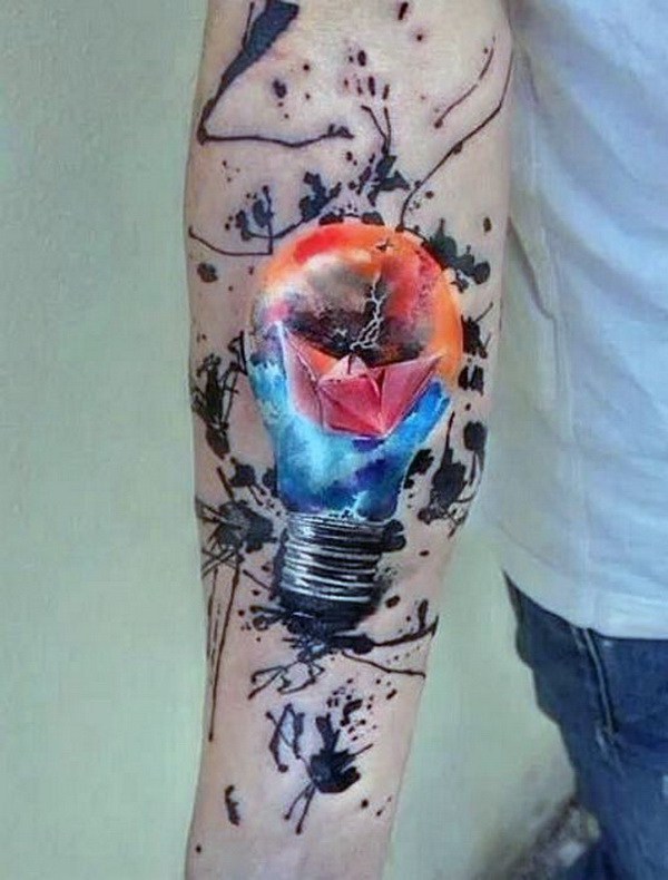 Tatuaje del antebrazo de la bombilla para los hombres. ¡Qué idea más fresca del diseño del tatuaje!  Me encanta!  Este será mi próximo diseño de tatuaje.  a través de https://forcreativejuice.com/awesome-forearm-tattoo-designs/ 