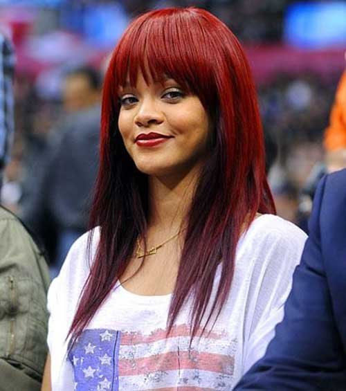 Estilos de cabello largo lindo de Rihanna 