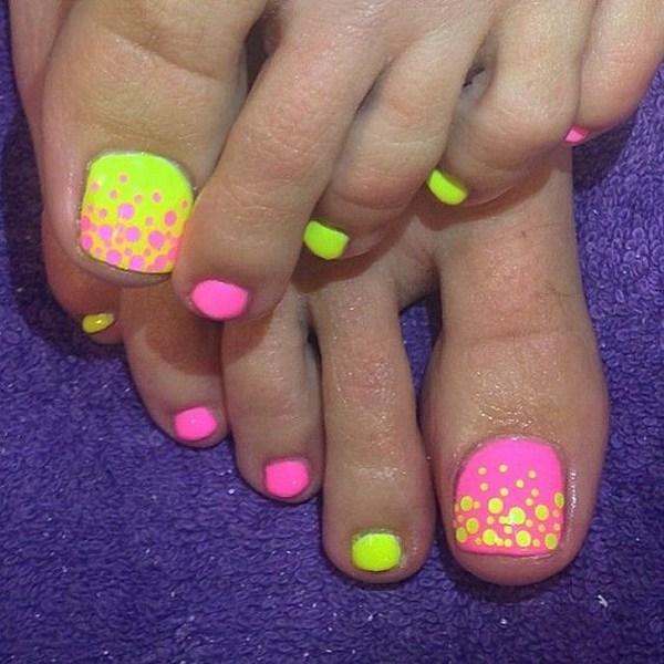 Neon Toe Nail Art Design. 