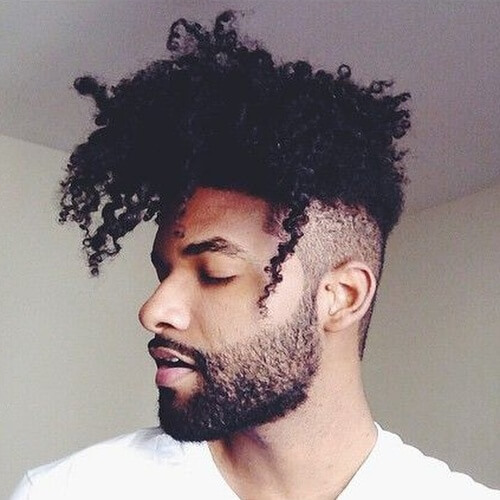 Curly Bangs Afro Hairstyles para hombres 
