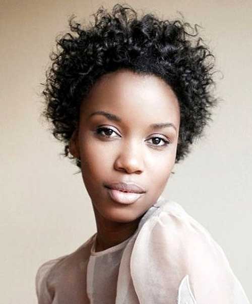 Cortos peinados negros africanos 
