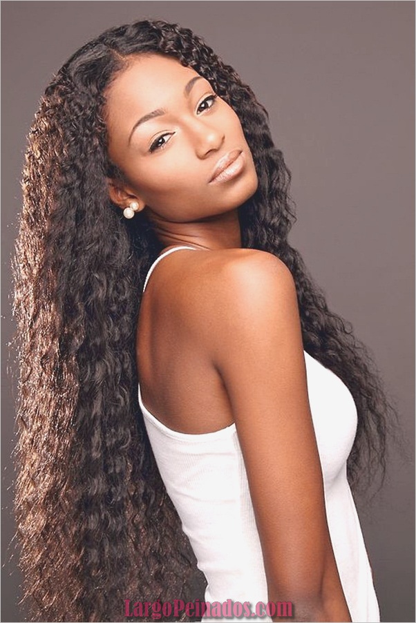 Peinados largos para mujeres negras (20)