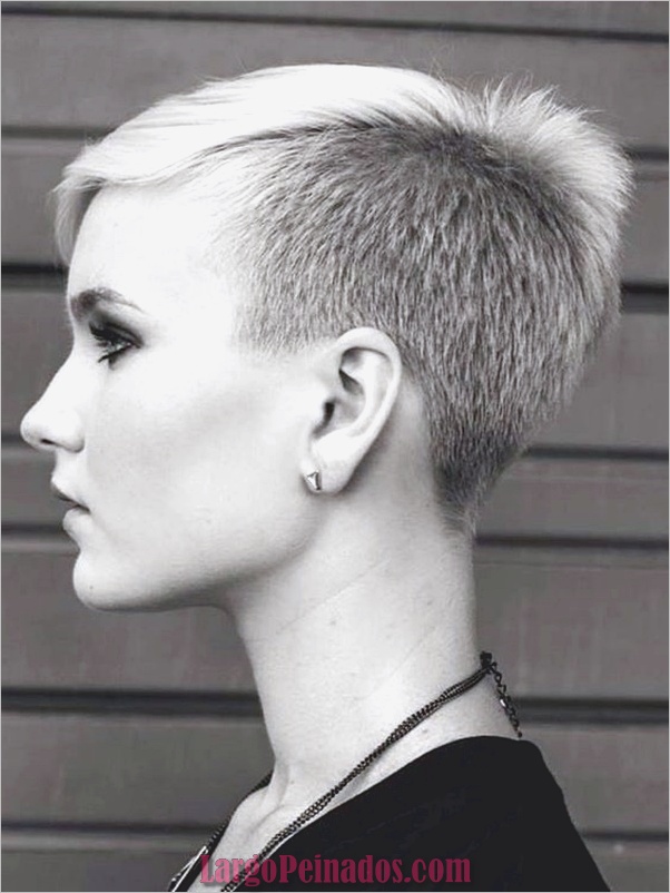 Faux-hawk-hairstyle-and-haircut-17