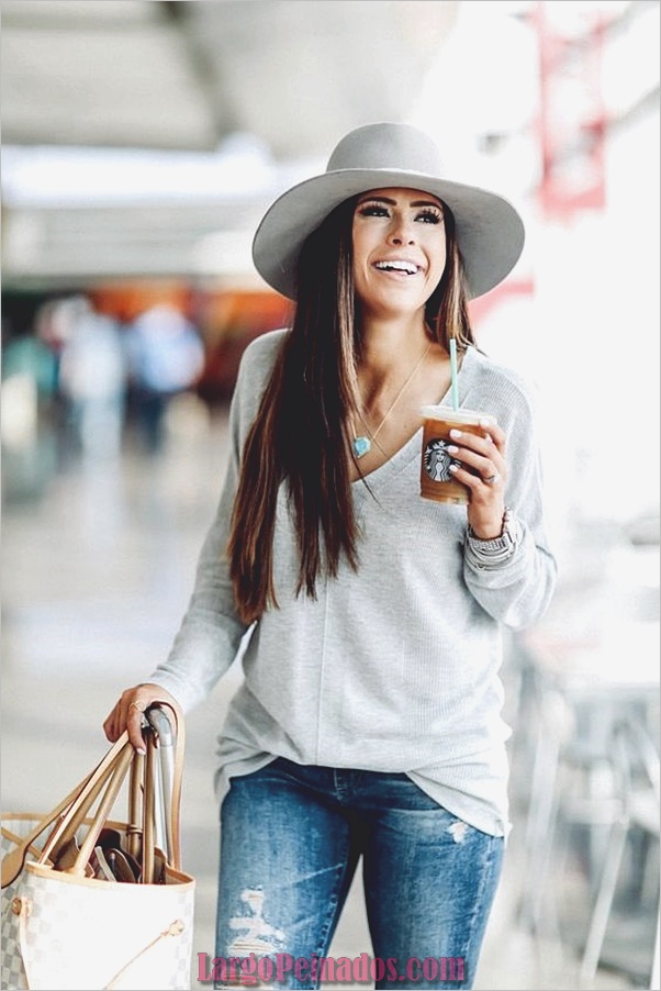 Airport-fashion-outfits-to-travel-in-style-6
