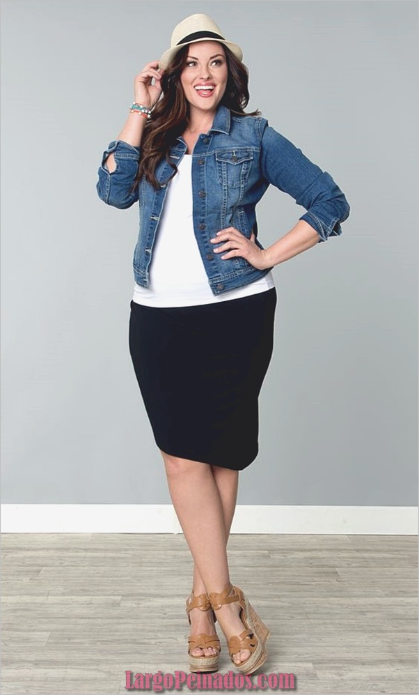 business-casual-for-plus-size-women-4