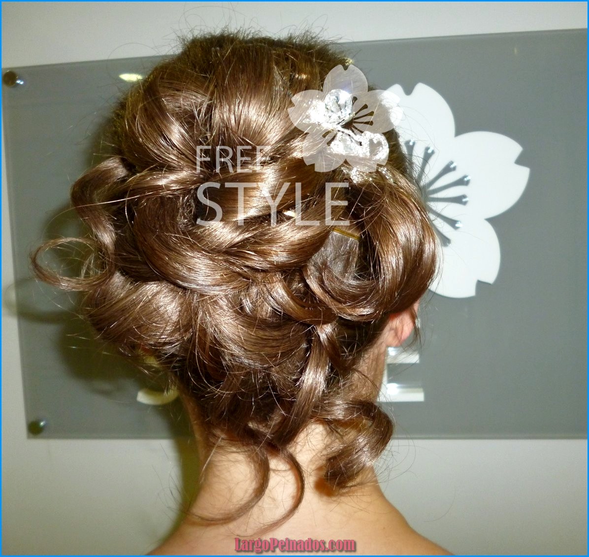 peinados de novia con bucles 12