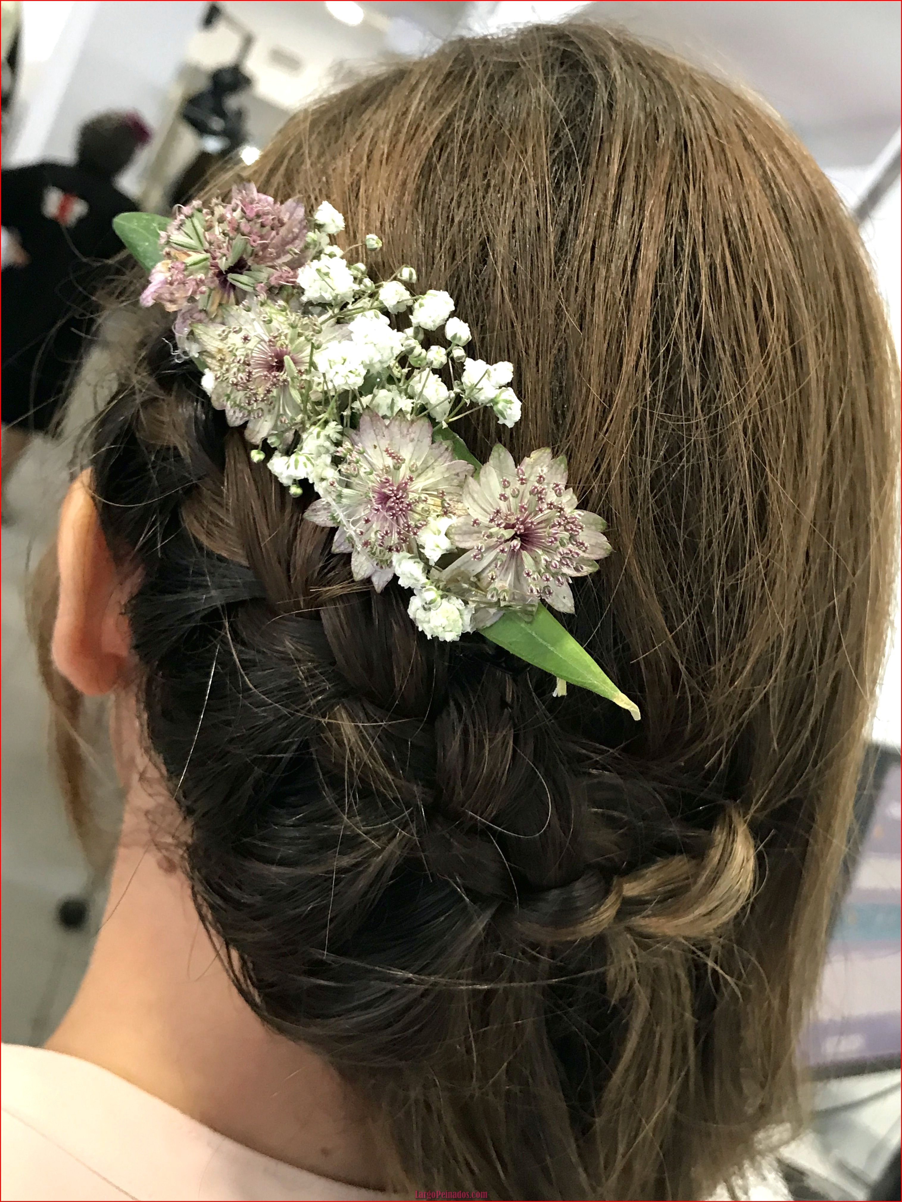 peinados de novia con flores naturales cabello suelto 2