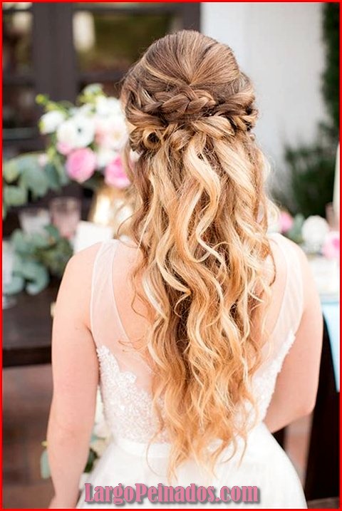 peinados de novia con flores naturales cabello suelto 13