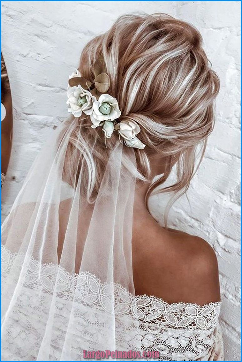 peinados de novia con flores naturales cabello suelto 7