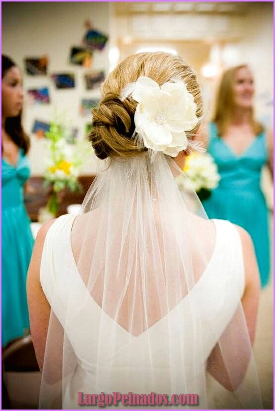 peinados de novia 2015 con velo 10