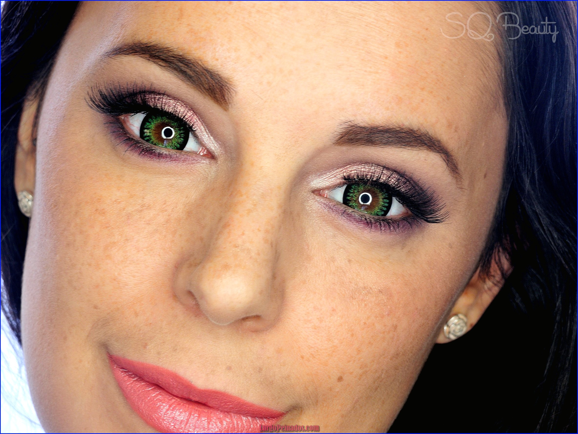 Maquillaje de ojos de ojos verdes
