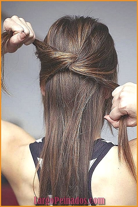 Cómo recoger el cabello largo de forma elegante