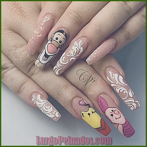 Diseños de uñas con temática de animales: adorables y divertidos