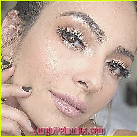 Maquillaje para pieles maduras: consejos y recomendaciones