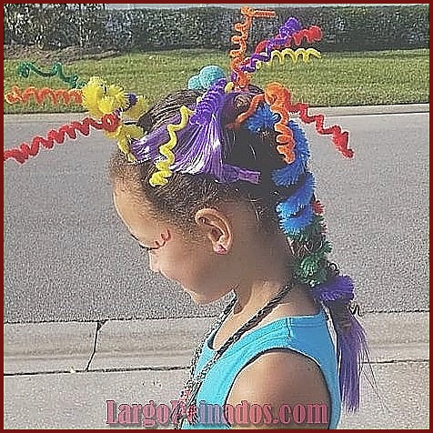 Peinados coloridos para cabello rizado: ideas y cuidados especiales