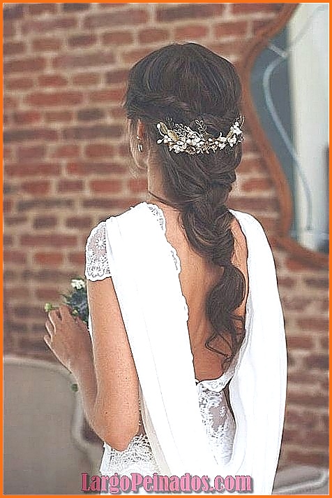 Peinados de novia según el tipo de vestido