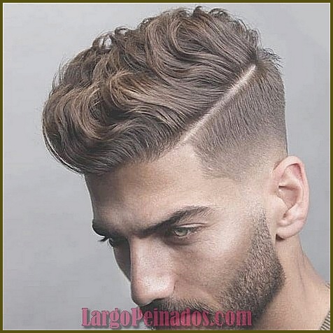 Peinados para hombres con cabello rizado